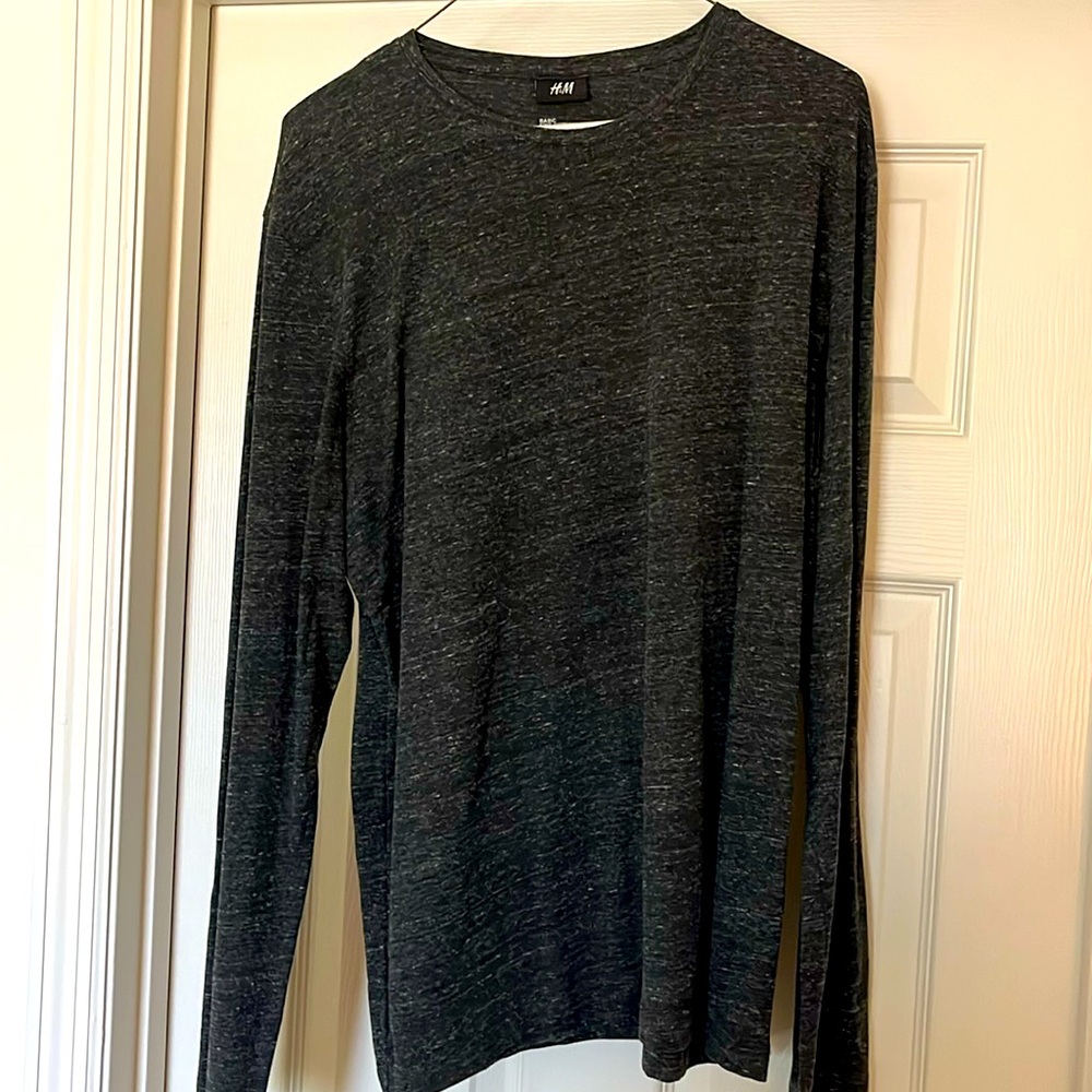Great lightweight long sleeve t shirt